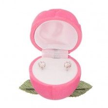 Aksamitne pudełeczko na pierścionek  - różowa róża z listkami