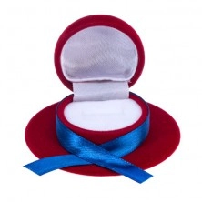Aksamitne pudełko na pierścionek lub kolczyki – czerwony kapelusz