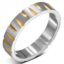 Stalowy pierścionek w srebrnym kolorze ze złotymi wycięciami