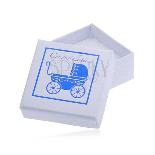 Białe pudełeczko prezentowe - niebieski dziecięcy wózek