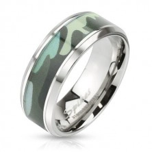 Stalowy pierścionek z zielonym motywem wojskowym