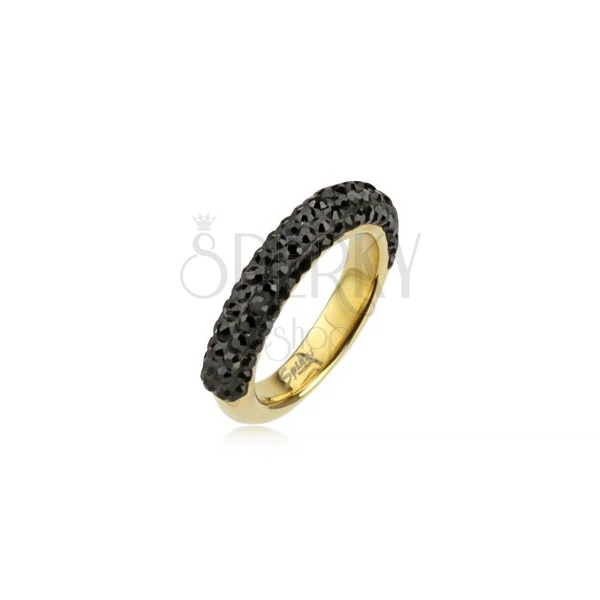 Stalowy pierścionek w złotym kolorze ozdobiony czarnymi cyrkoniami