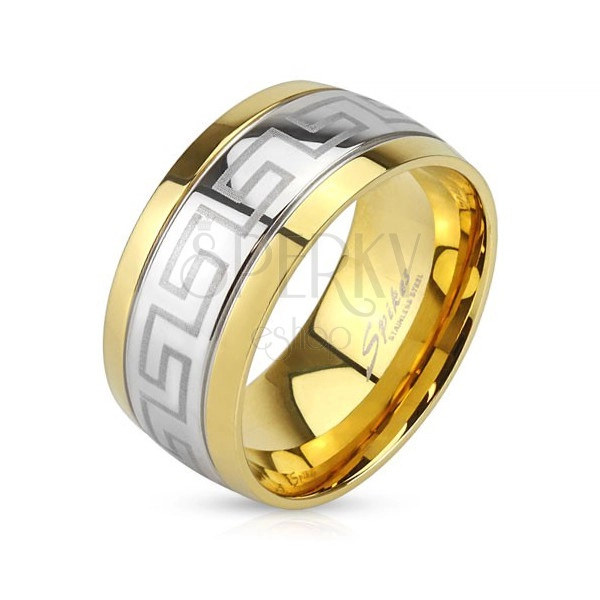 Stalowy pierścionek, pas klucza greckiego, krawędzie w złotym kolorze