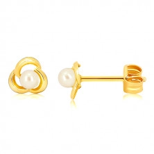 Kolczyki z żółtego 9K złota - kształt kwiatu, biała perła