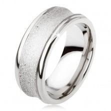 Tytanowy pierścionek - kolor srebrny, błyszczący, wgłębiony środkowy pas
