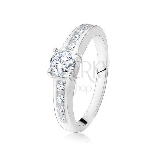 Srebrny pierścionek 925 w stylu zaręczynowego, okrągły przezroczysty kamyczek, zdobione ramiona