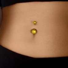 Akrylowy kolczyk do brzucha, kuleczki o piaskowanej powierzchni w złotym kolorze
