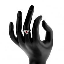 Srebrny pierścionek 925 - cyrkoniowy zarys trójkąta, okrągła czerwona cyrkonia