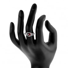 Srebrny pierścionek 925, rozdwojone cyrkoniowe ramiona, czerwone serduszko
