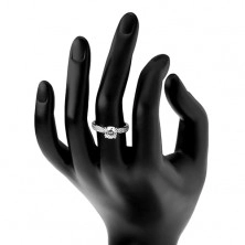 Zaręczynowy pierścionek, srebro 925, zwężone błyszczące ramiona, okrągła cyrkonia