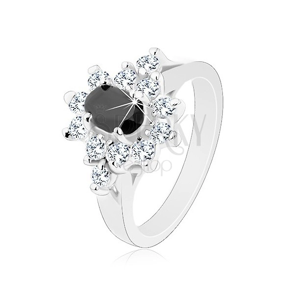 Lśniący pierścionek srebrnego koloru, czarny cyrkoniowy owal z obwódką bezbarwnego koloru