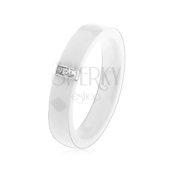 Biały ceramiczny pierścionek o gładkiej powierzchni, stalowy prostokąt z cyrkoniami