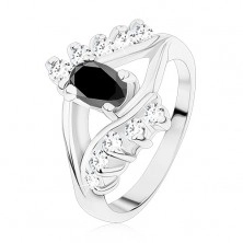 Lśniący pierścionek srebrnego koloru, gładkie i cyrkoniowe linie, czarny owal