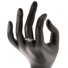 Diamentowy złoty pierścionek 585, trzy błyszczące przezroczyste brylanty, rozdzielone dwukolorowe ramiona 