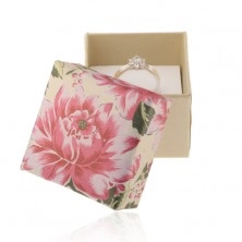 Tekturowe pudełeczko na pierścionek lub kolczyki, perłowo-beżowe z różowym kwiatem