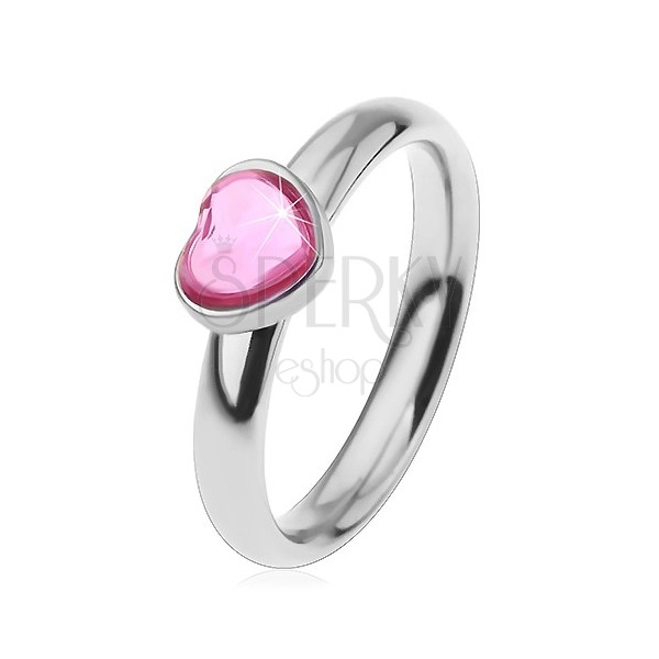 Stalowy pierścionek dla dzieci, błyszczące cyrkoniowe serduszko w różowym odcieniu