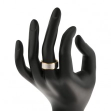 Dwukolorowy pierścionek ze stali chirurgicznej, podwyższony matowy pas srebrnego koloru
