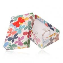 Kolorowe pudełeczko na zestaw lub łańcuszek, wzór motyli z ornamentami, kokardka