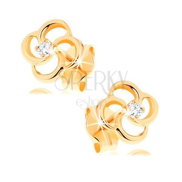 Brylantowe kolczyki z żółtego 14K złota - kwiat z bezbarwnym diamentem