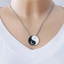 Stalowy naszyjnik, dwa łańcuszki, czarno-biały symbol Jin i Jang, księżyc i gwiazda