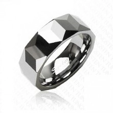 Wolframowy pierścionek srebrnego koloru, geometrycznie szlifowana powierzchnia 8 mm