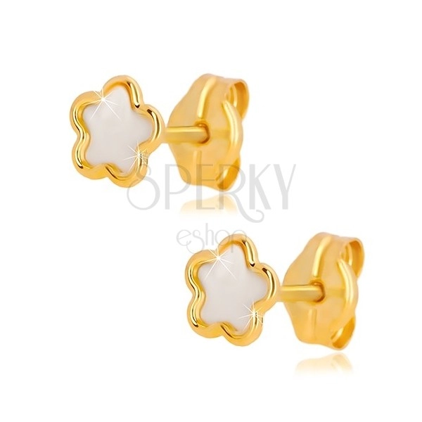 Kolczyki z żółtego 14K złota - kwiatek z naturalną masą perłową, sztyfty