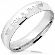 Stalowa obrączka w srebrnym kolorze - napis "you & me", serduszka, 5 mm