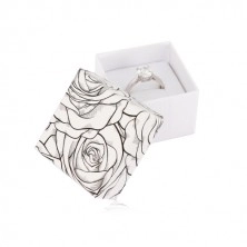 Czarno-białe pudełeczko na pierścionek lub kolczyki - motyw kwitnących róż