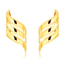 Kolczyki z żółtego złota 375, sztyfty - trzy błyszczące, spiralnie skręcone wstążki