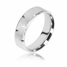 Srebrny pierścionek 925 - karbowana powierzchnia, błyszczące trójkątne nacięcia, 6 mm