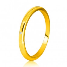 Diamentowy pierścionek z żółtego 14K złota - cienkie gładkie ramiona, bezbarwny brylant