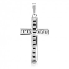 Srebrny krzyż 925 - lśniące zagłębienia na ramionach