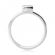 Srebrny pierścionek 925 - kwadratowa cyrkonia w srebrnej oprawie 