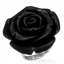 Stalowy pierścionek - rozkwitnięta czarna róża z żywicy